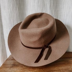 Lucky Brand 100% genuine wool felt bow hat